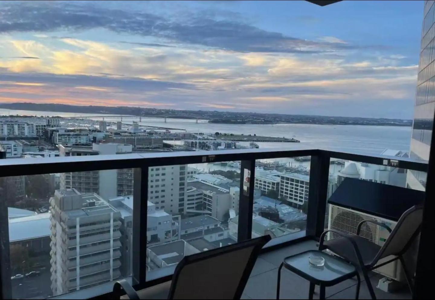 Magnificent Skytower, Sea, Habour View In Cbd Apartman Auckland Kültér fotó